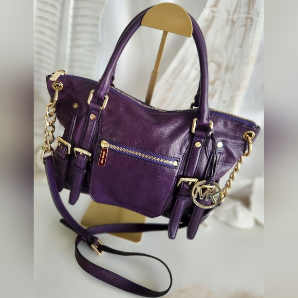 Michael Kors McGraw Slim Satchel/Crossbody Purple Pebbled Leather Bag-like new! - Picture 1 of 8